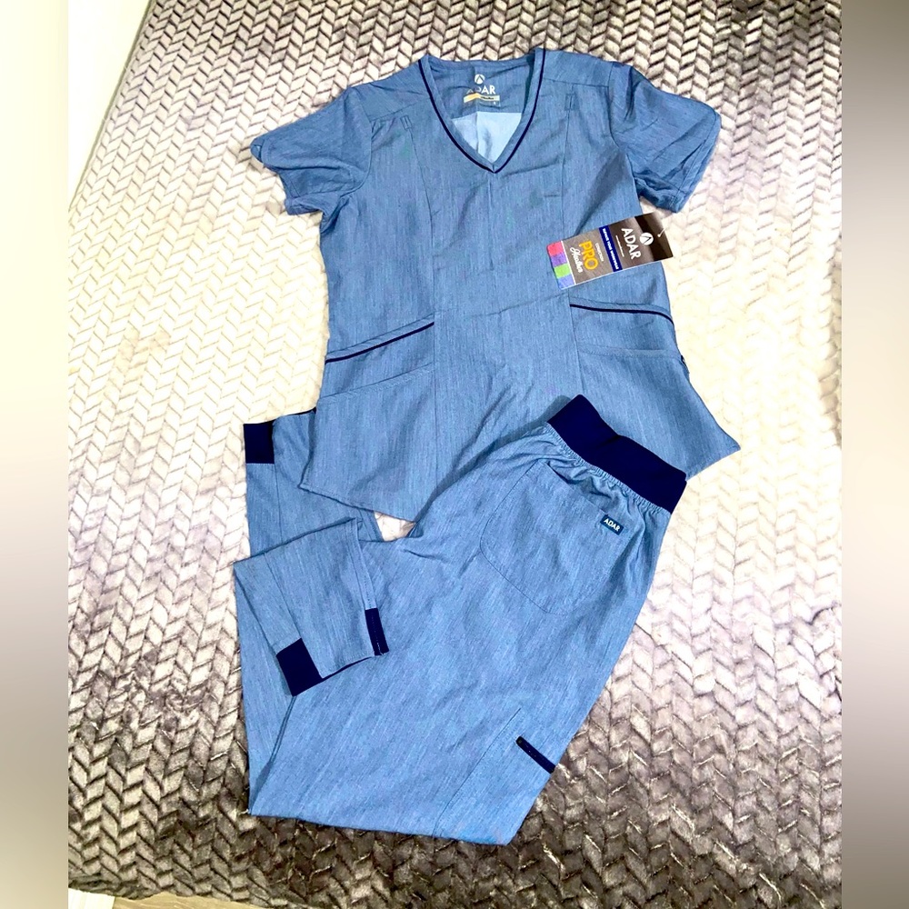 Adar scrub set